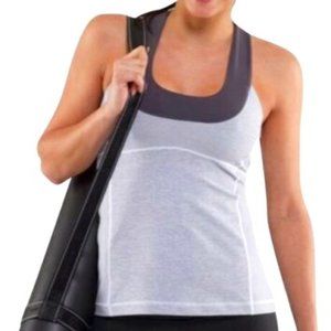 Lululemon T-strap Tank Top Gray/White Micro Stripe Size 8 Shelf Bra Racerback